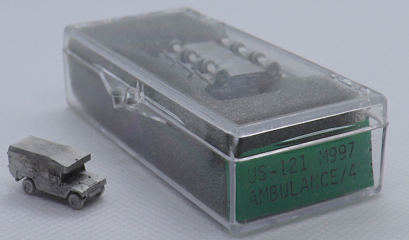 (image for) US121 M997 HMMV 4 litter ambulance